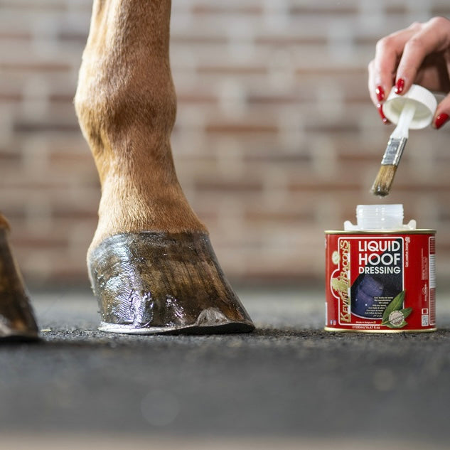 Hoof Dressing Kevin Bacon's ~ Huile pour sabots 500ml