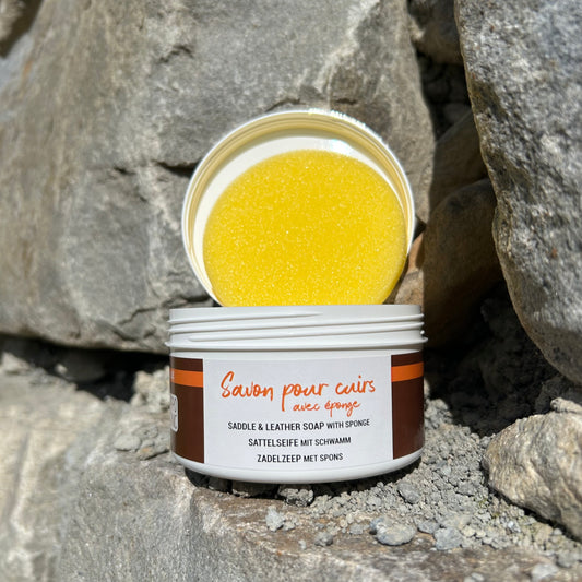 Savon pour cuir ~  HIPPOTONIC 250ml