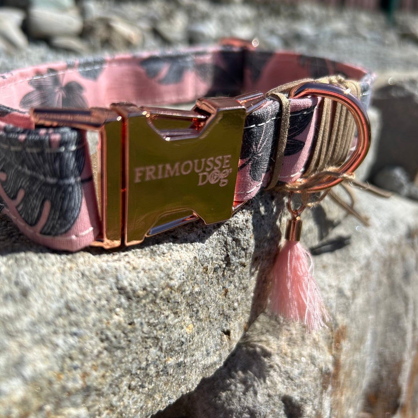 Collier pour chien ~ Rose Monstera