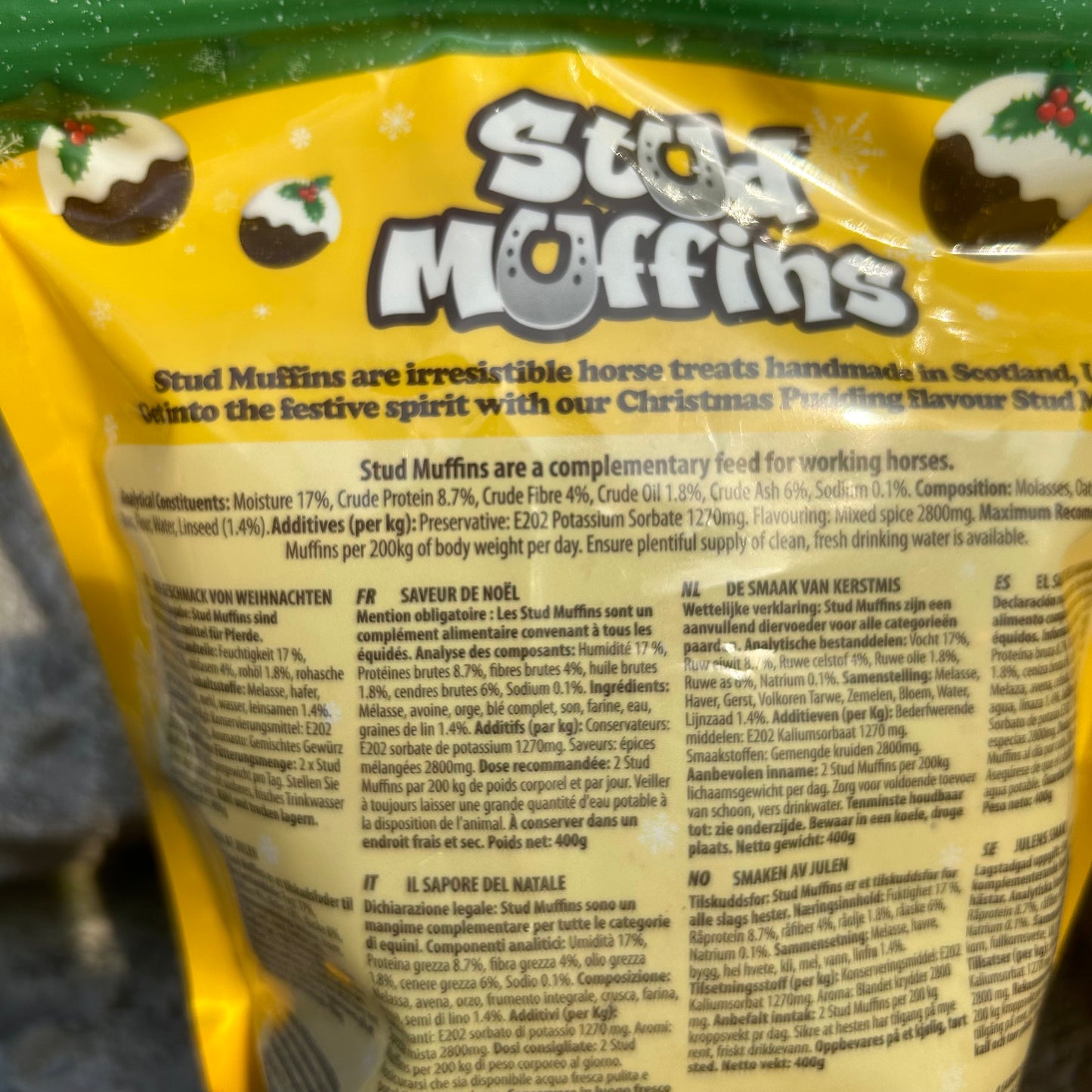 Muffins X-Mass 400g ~ STUD MUFFINS