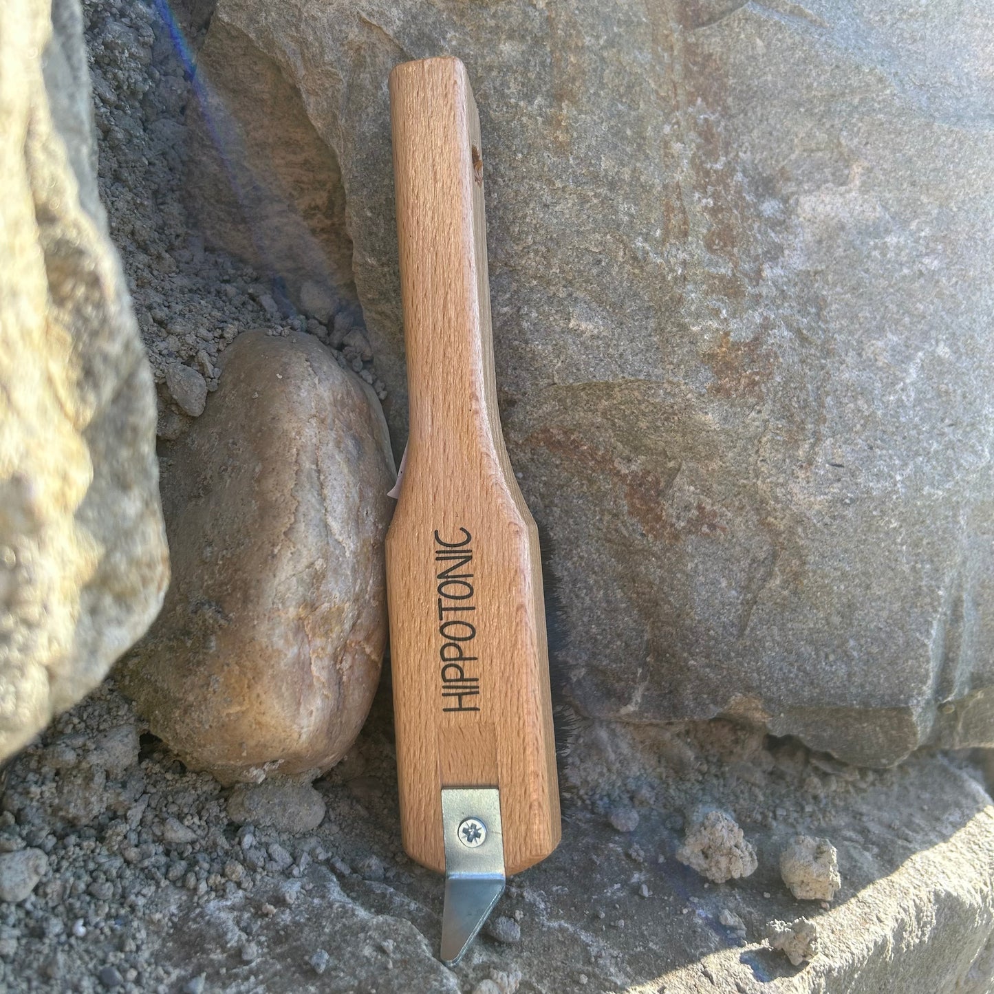 Cure-pied/brosse à sabots Hippo-Tonic