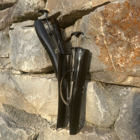 Embauchoirs noir ~ NORTON