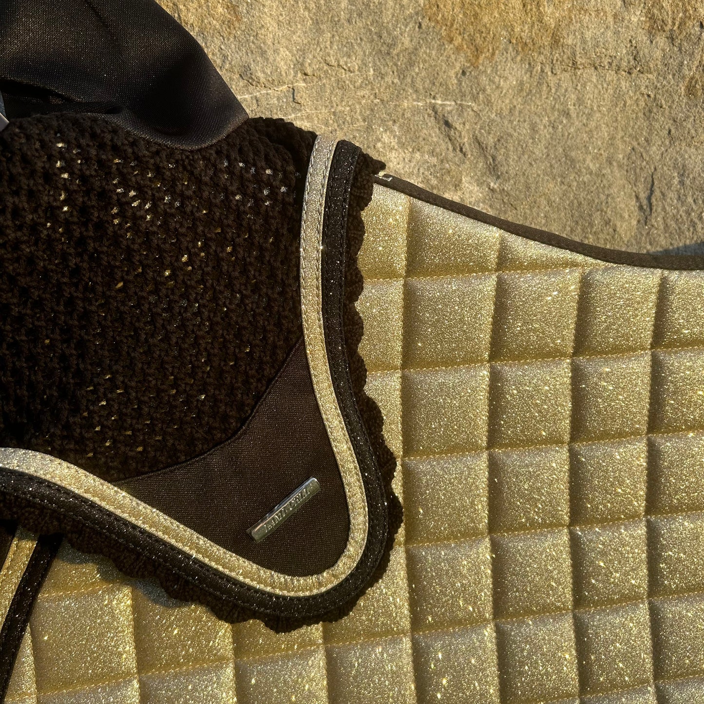 Bonnet noir/or ~ LAMI CELL Sparkling